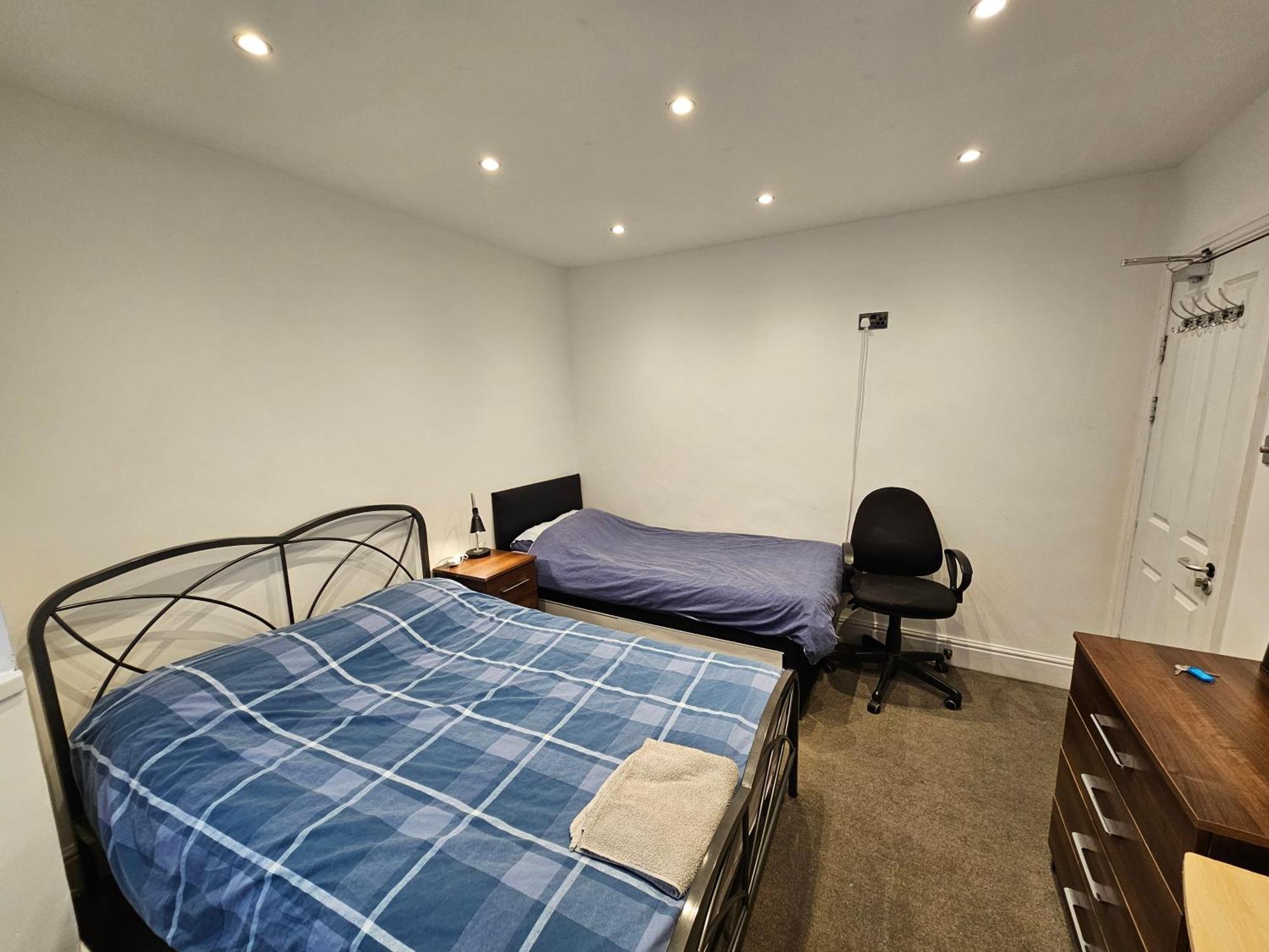 Monyhull Homestay - Near City Centre Kingsheath Nia Nec Bhx Birmingham Buitenkant foto
